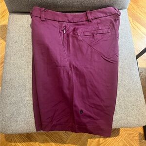 Like new 9in Lululemon Commission Shorts